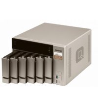 сетевое хранилище Qnap TVS-673-8G