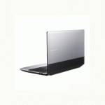 ноутбук Samsung NP300E7A-S02 Серебристый
